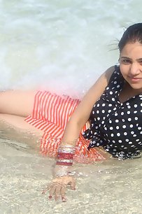 hot sexy indian girl posing naked on camera