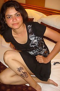 hot sexy indian girl posing naked on camera