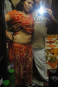 indian amateur posing on camera