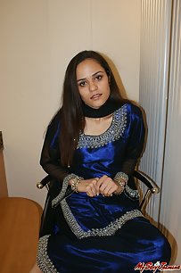 Desi Babe Jasmine In Blue Indian Dress