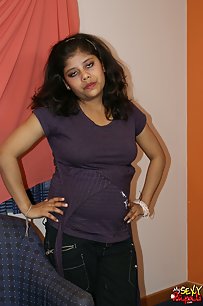 Big Boob Nude Indian Babe Rupali