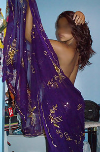 Naked pakistani girl showing off