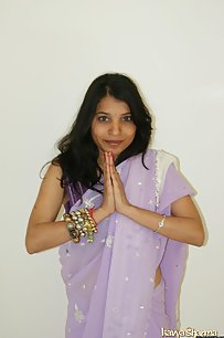 Kavya Sexy Babe In Indian Sari
