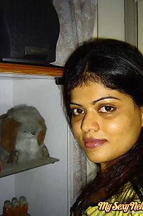 Neha bhabhi in her favorite yellow western outfits