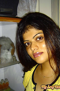 Neha bhabhi in her favorite yellow western outfits