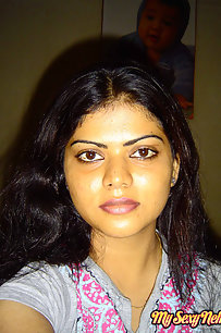 Neha Nair sexy Indian housewife from Bangalore posing