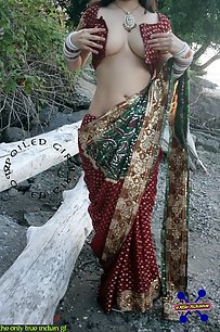 indian wife in saree naked
