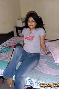 Neha Nair Indian beauty bird from bangalore stripping naked