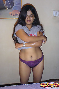 Neha Nair Indian beauty bird from bangalore stripping naked