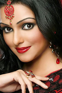 Young pakistani girls getting naughty