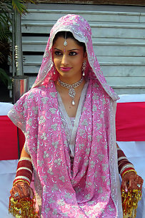 Young pakistani girls getting naughty