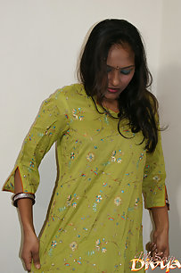 Dark Skin Sexy Indian Babe Divya