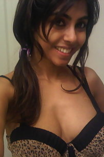 Hot juicy indian girl posing on camera