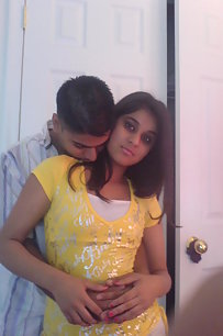 hot indian girls posing naked on camera