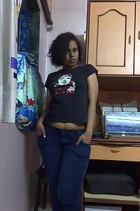 Indian Charming Beauty Sexy Lily