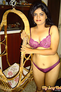 Neha Indian bhabhi in her favorite under garments showing off