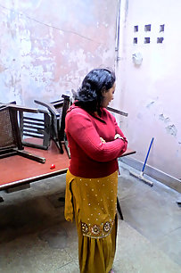 mumbai based indian wife getting naked to have some rough sex