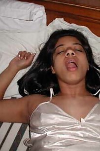 indian girl enjoying fuck with her boyfriend