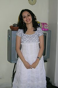 hot indian housewife exposed