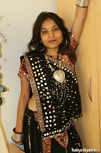 Kavya Sharma In Gujarato Chania Cholie