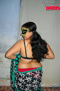 South indian MILF velamma bhabhi big boobs juggled