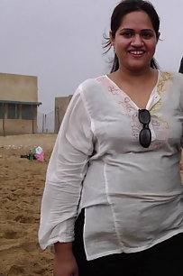 Juicy pakistani housewife stripping naked