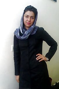 indian girl in uncompromise situation