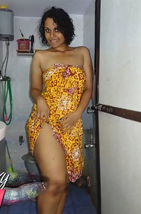 Chubby Indian Babe Lily In Shower