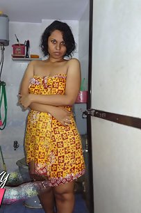 Chubby Indian Babe Lily In Shower