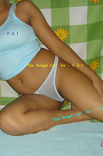 bengali housewife showing off