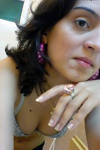 hot indian self shoot pictures