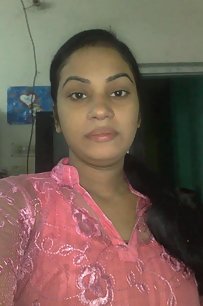 Hot Indian Babe Saraswati Does A Mean tease in toilet