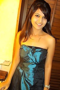 indian amateur in party