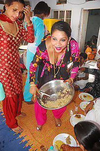 indian amateur in party