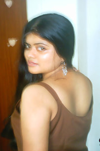 Gorgeous Neha bhabhi in bedroom stripping her brown nighty