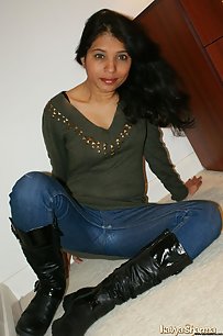 Kavya Changing After Shopping