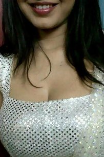 Indian girl after party gettign naked giving her man a blowjob