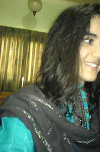 sweet indian girl shooting her own naked pics