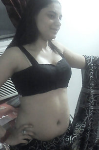 hot indian girls posing naked on camera