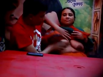 Horny Bangla Couple Fucked Hard On Valentine Day