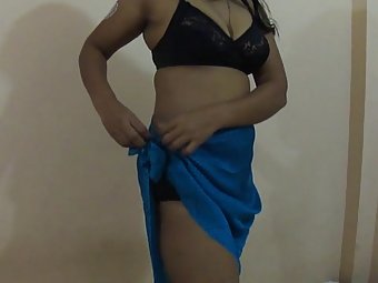 Horny Indian Jaya Aunty Stripping Her Bra And Panty Nude