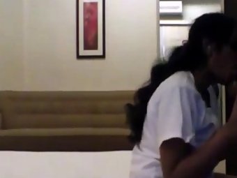 South Indian Amateur Couple Honeymoon Sex Video