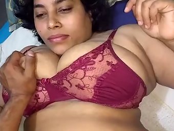 Horny Chubby Indian Aunty Missionary Sex MMS